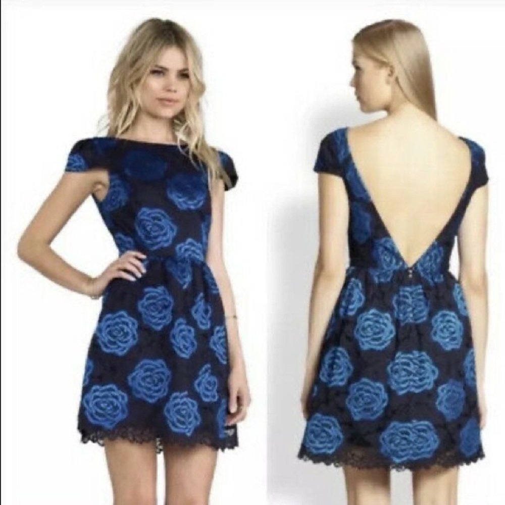 Alice + Olivia Nelly Puffed Short Sleeve Dress Navy Blue Size 6